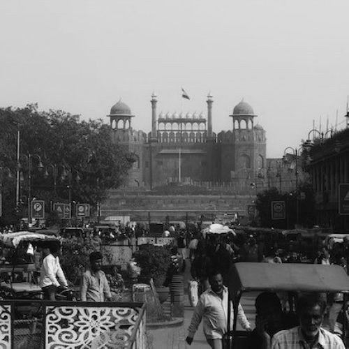 New Delhi Battles Air Pollution with ‘Red Light On, Gaadi Off’ Campaign